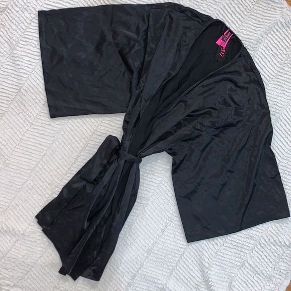 Team bride kimono NWT - Picture 3 of 3